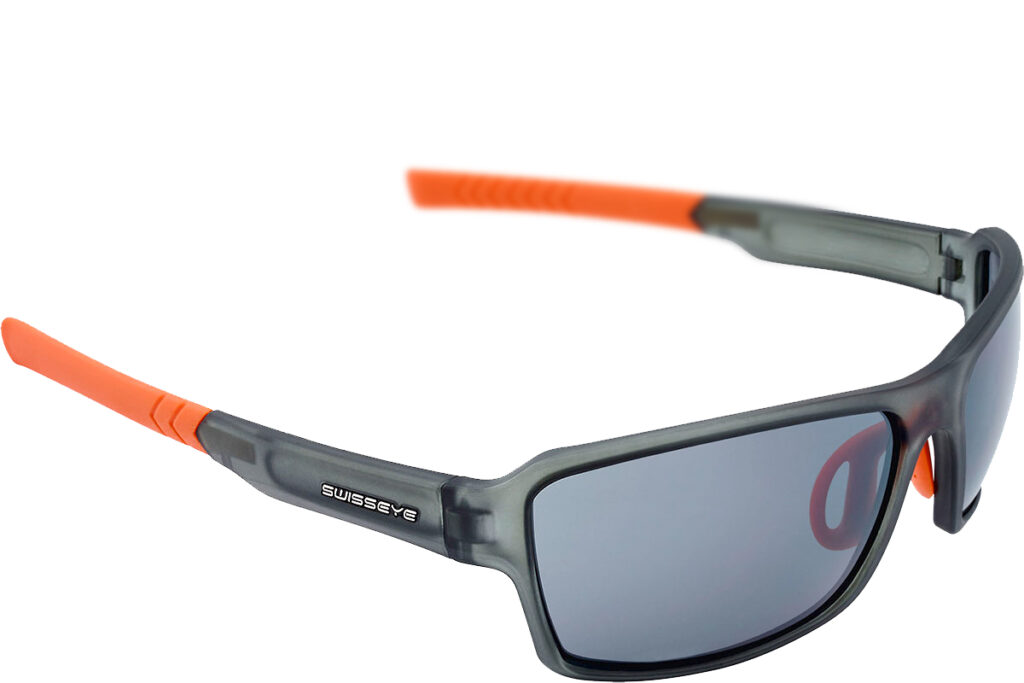 Sonnen- und Sportbrillen